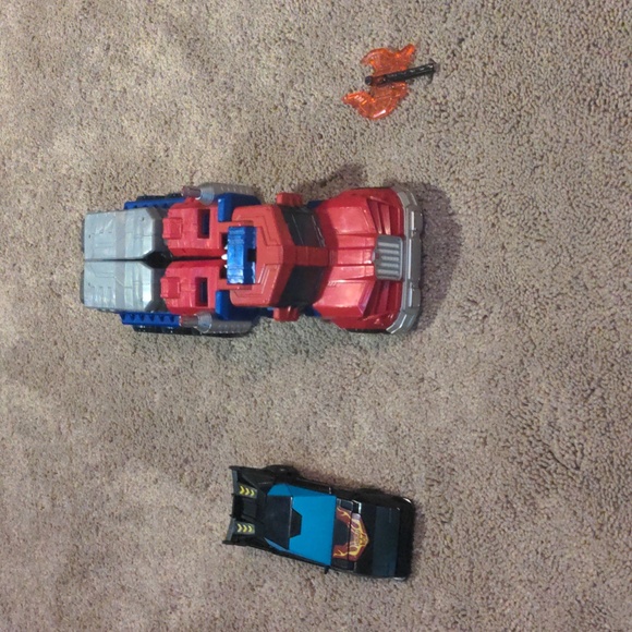 Transformers - Picture 3 of 3